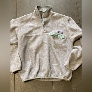 Gray Patagonia synchilla